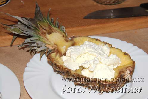flambovany-ananas_03.jpg